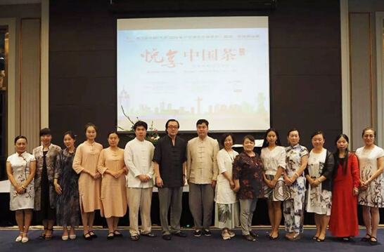 廣州戲劇迷在家門口就能過節(jié)(圖2) 廣州戲劇迷在家門口就能過節(jié)(圖2)