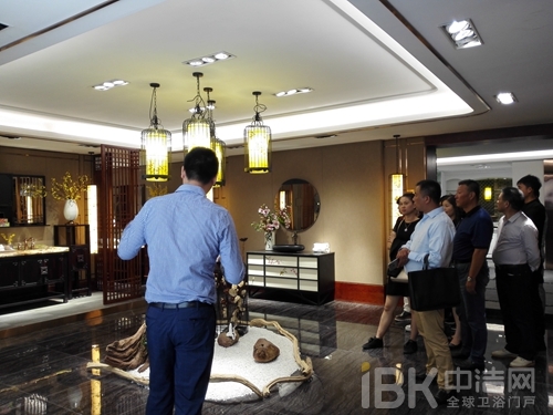 心海伽藍展廳全新亮相，迎經(jīng)銷商考察團首批參觀